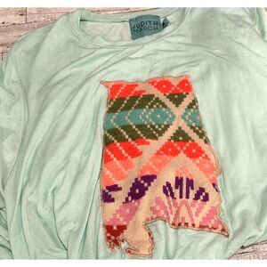 Judith March Embroidered Alabama Tunic Top Womens Medium Light Blue Short Sleeve